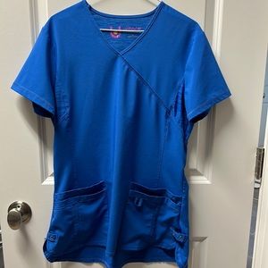 Urbane Performance Scrubs Top Small